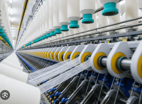 Staple length and fibre fineness affecting spinning efficiency in textile processing
